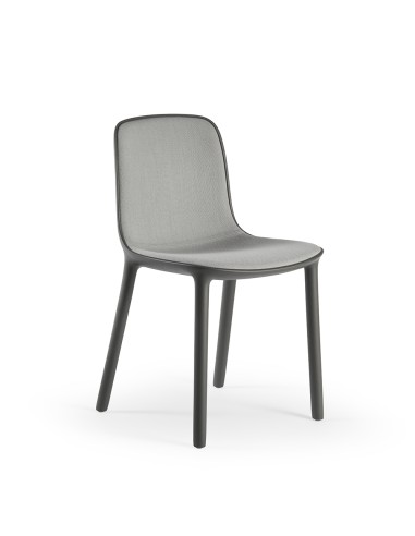 Chaise en plastique recyclé – modèle monobloc Freya