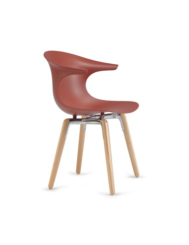 chaise design avec pieds en bois naturel - coque en plastique rouge Loop Mono