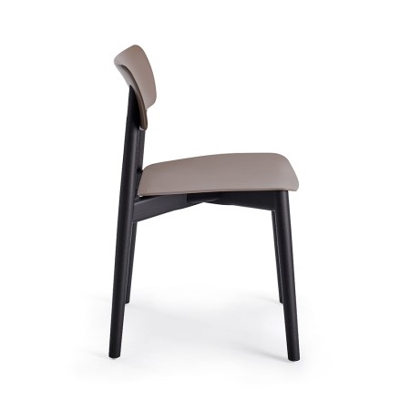 Chaise Eastwood - pieds en bois et plastique curvé