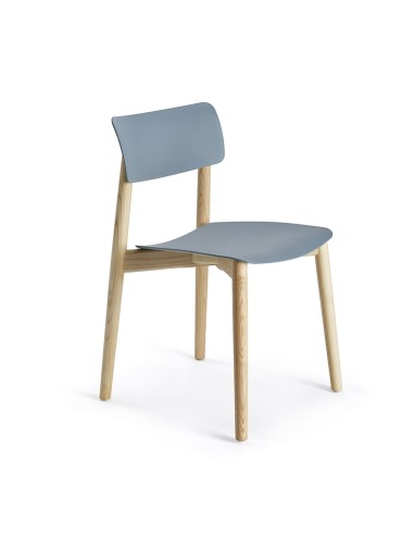 Chaise Eastwood - salle de restauration - bois clair et plastique curvé design confort