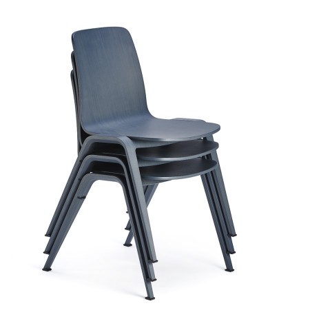 Chaise empilable en chêne - modèle Woodstock design simple et moderne