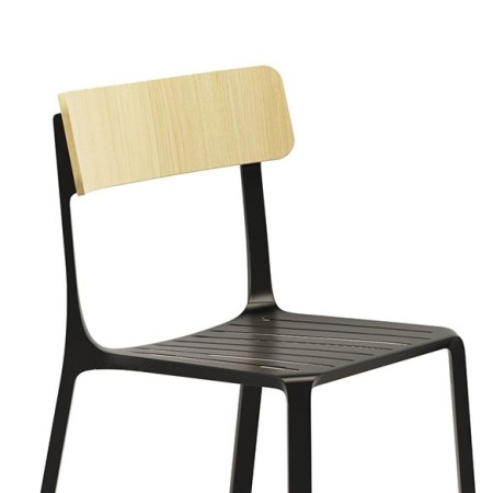 Chaise Ruelle Veranda – Élégante et pratique, avec une structure en métal et un dossier confortable en plastique recyclé