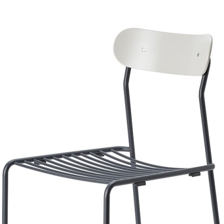 Chaise Uti en acier et plastique - pour extérieurs 