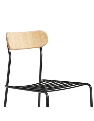 Chaise en acier avec un dossier en bois - design minimaliste UTI