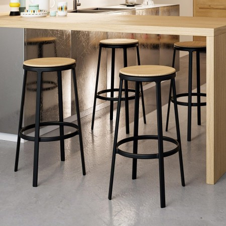 Tabouret haut ROUND&ROUND avec assise fixe en bois naturel et structure noire avec repose-pieds 2