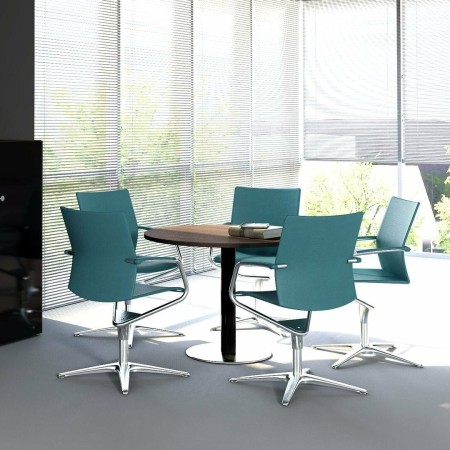 Petite table de réunion en bois foncé avec piétement blanc 2