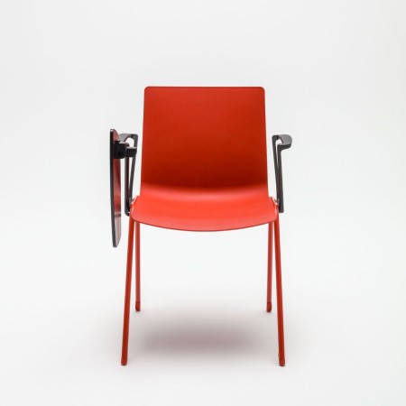 Chaise empilable avec ou sans accoudoirs 2