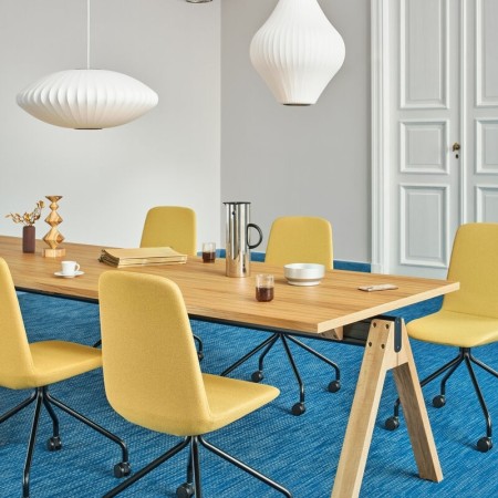 Dimensions Ulti - Chaise avec roulettes