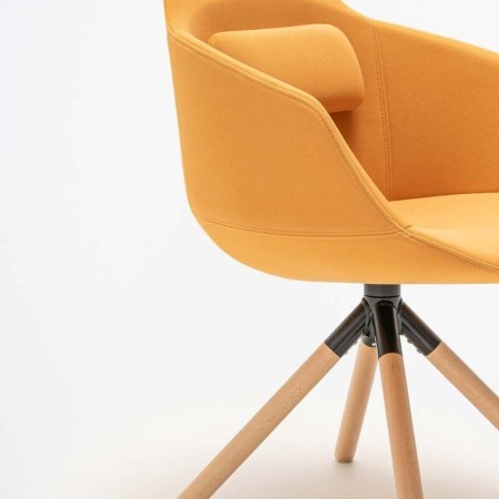 Chaise réunion - pieds bois massif - pivotant - UFP9 - MDD