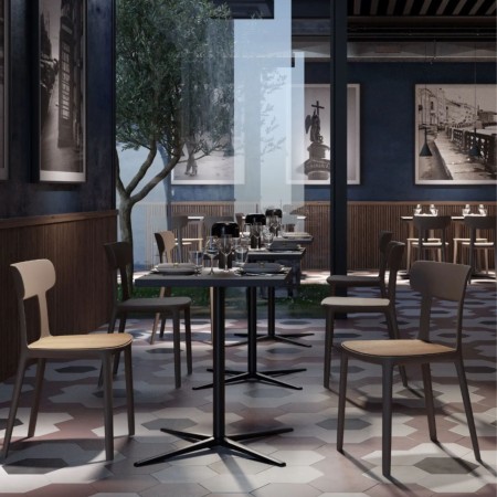 Chaise contemporaine Canova Wood – bois naturel et plastique moderne