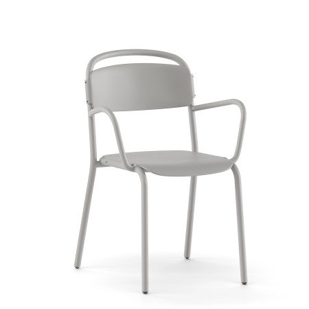 Chaise Skol empilable – avec accoudoirs pour espaces intérieurs