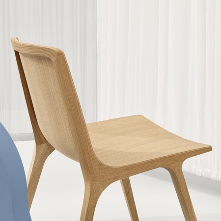 Dos de la chaise en bois clair design SEAME 4 pieds avec structure chêne naturel