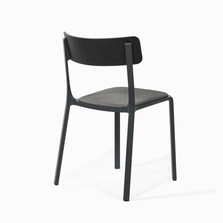 Chaise Ruelle en métal léger avec coussin d’assise confortable – design élégant pour espaces professionnels