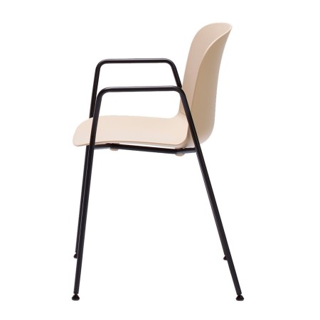 Mobilier léger avec accoudoirs pour collectivités – Relief