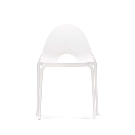 Chaise Drop blanche vue de face, design minimaliste et silhouette épurée