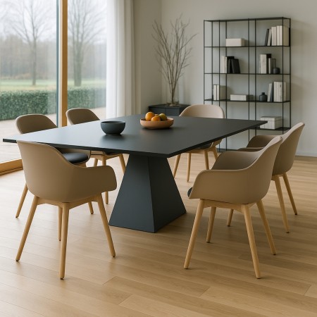 Chaise de réunion avec coque sable, assise en tissu gris acier et pieds en chêne – image non contractuelle