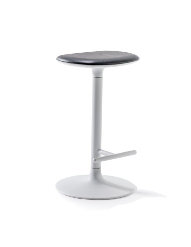 Tabouret Flink cuisine Wood avec assise noire en bois et piètement blanc, design ergonomique avec repose-pieds