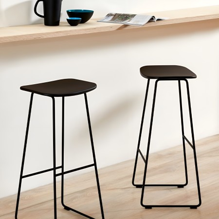 Tabouret KLEJN bar - coloris rouge pour bar et coworking coloré et pratique 2