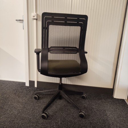 Caisson de bureau fixe avec plumier et tiroir métallique 2