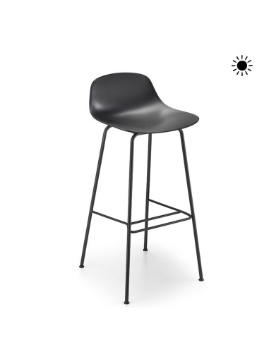 Tabourets Pure Loop Mini multicolores avec piètement noir dans une salle à manger moderne