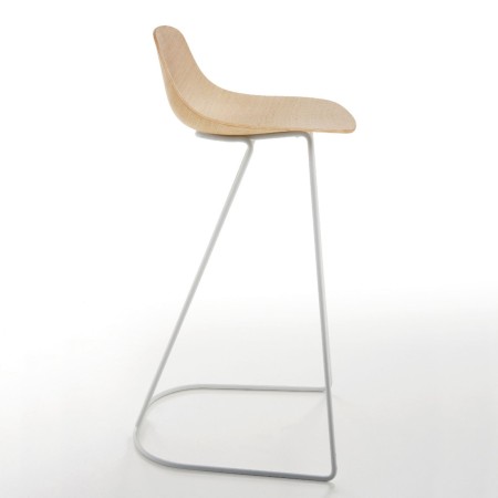 Tabouret de bar en bois élégant et minimaliste pour intérieurs chics - Pure Loop Mini Dandy 2