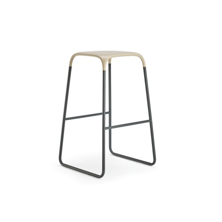 Tabouret de bar Bobo beige avec pieds chromés – assise plastique design