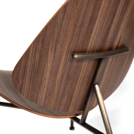 Dos de la chaise fauteuil kram pour attemte et accueil - bois naturel de noyer