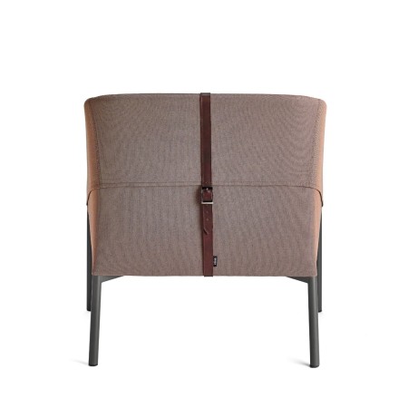 Dos du fauteuil confortable en tissu rose et cuir DEMOISELLE - structure en acier