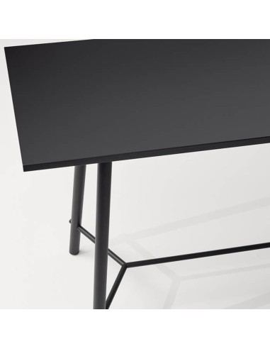 Plateau noir de table haute Fenix avec piètement en acier – Détail finition Record Meeting