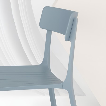 Chaise bleue en aluminium et plastique pour bistrot et restauration design minimaliste - Ruelle