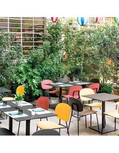 Tondina Pop – Mobilier moderne en plastique et métal, pratique et esthétique