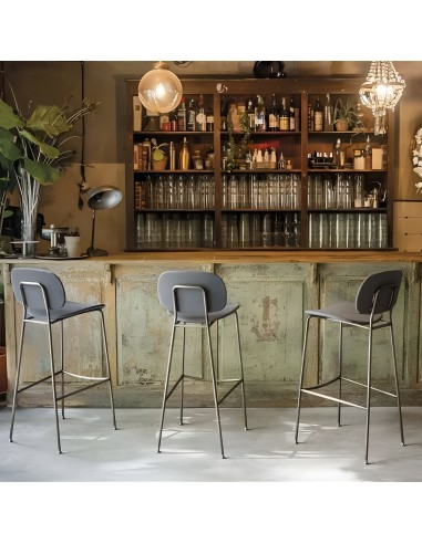 Tabouret haut intérieur Tondina Pop avec assise plastique et structure métal pour bar moderne