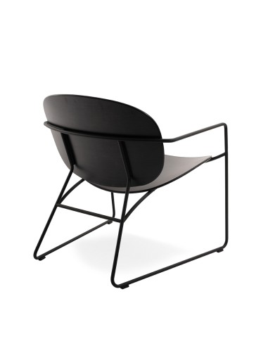 Vue arrière du fauteuil Tondina Lounge bois noir, design minimaliste