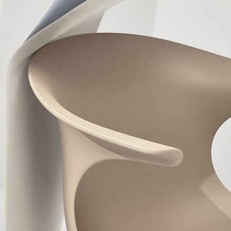 Chaise Loop Mono à roulettes – coque en plastique beige et base chromée