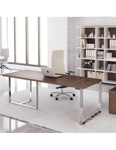 Vue d'ensemble du bureau PLANA dans un espace exécutif