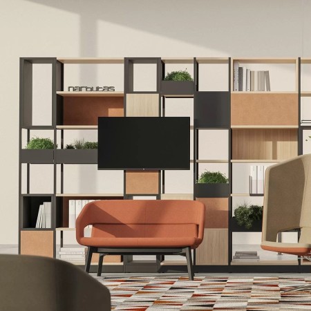 Mur média COMBUS avec étagères modulaires et canapé rouge moderne