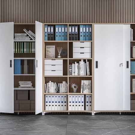 Armoires CHOICE dans un salon modere - ouverte en bois pour rangement administratif