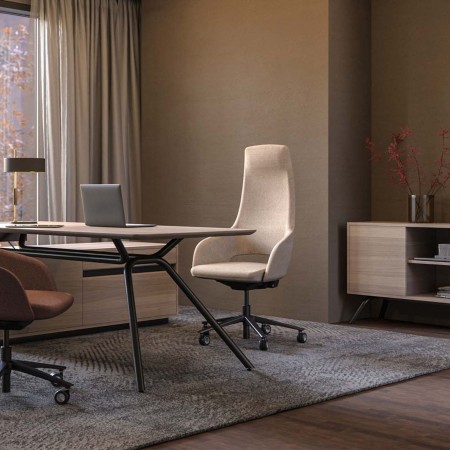 Deux fauteuils de direction autour d’une table - Sandie