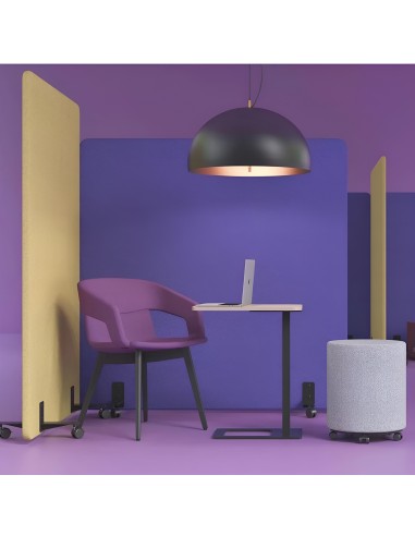 Cloisons acoustiques mobiles violettes et jaunes pour open space design