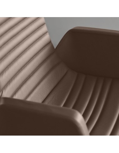 Chaise de direction North Cape en cuir avec accoudoirs et dossier haut