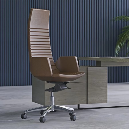 Fauteuil de direction Nort Cape dans un bureau