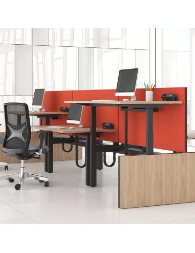 Bureaux Motion Bench en configuration partagée avec cloisonnette acoustique orange – Motion Bench