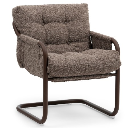 Chaise Barbara en tissu marron, vue de trois quarts – Barbara