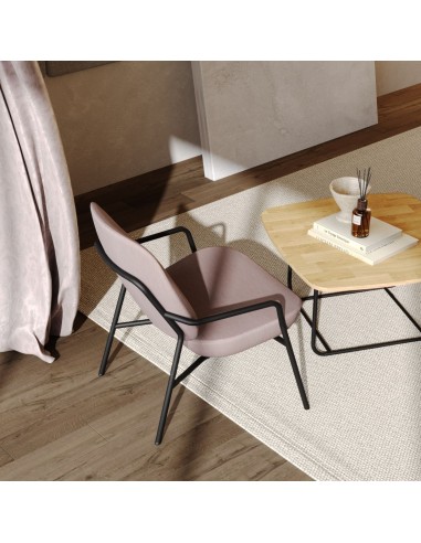 Deux fauteuils Epocc Lounge autour d’une table basse dans un salon design – Epocc Lounge