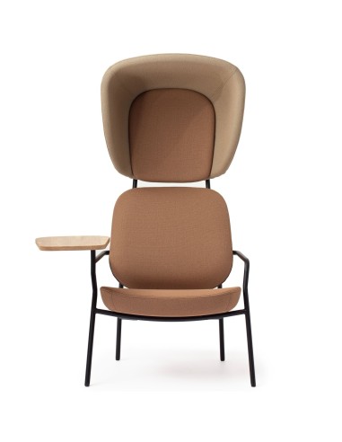 Fauteuil Epocc Lounge en tissu beige, vue de face – Epocc Lounge