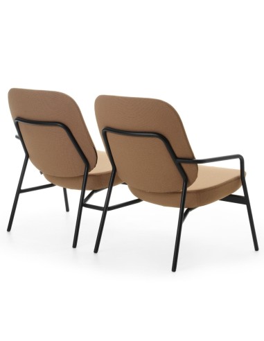 Deux fauteuils Epocc Lounge en tissu beige, vue latérale droite – Epocc Lounge