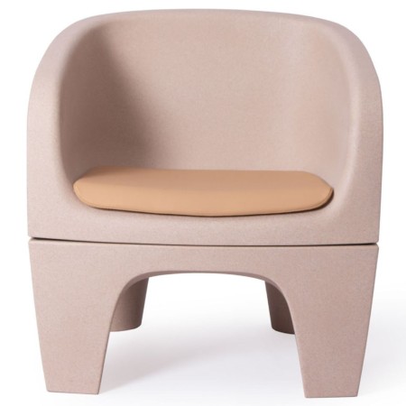 Fauteuil Gummy Bear en plastique recyclé bleu clair, vue de face – Gummy Bear