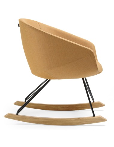 Fauteuil Ox:co camel foncé, vue de trois quarts arrière – Ox:co