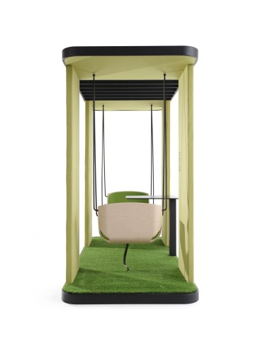Social Swing vert avec assises suspendues, vue de trois quarts avant – Social Swing