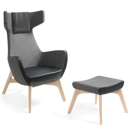Fauteuil Umm gris avec repose-pieds assorti, pieds bois – Umm